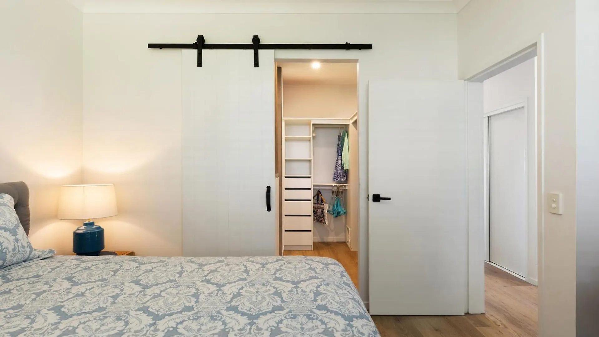 Luxury Gold Coast Apartment With Rooftop Terrace 0*,